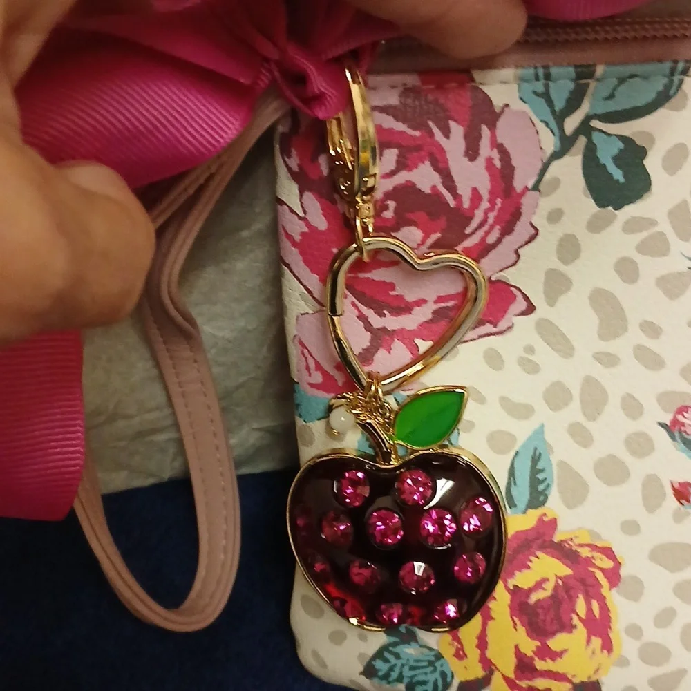 BETSEY JOHNSON WRISTLET/SHOULDER BAG/CROSSBODY WITH RED APPLE CHARM